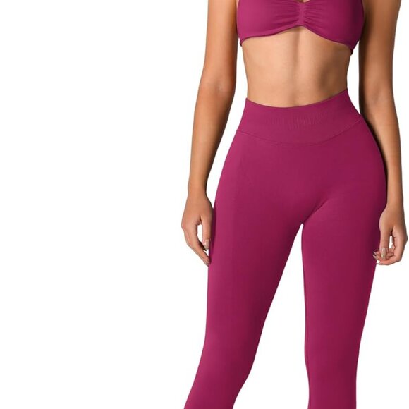 Stylish Women's Seamless Gym Outfit: High Waist Leggings & Supportive Bra